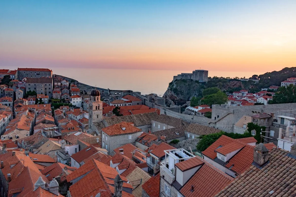 Beste Reisezeit Kroatien - Klimadiagramm und Wetterdaten