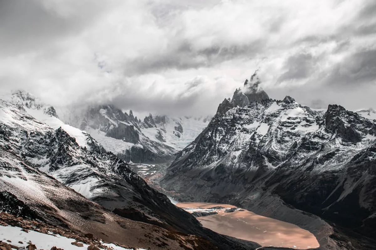 Landschaft von Patagonien während der optimalen Reisezeit