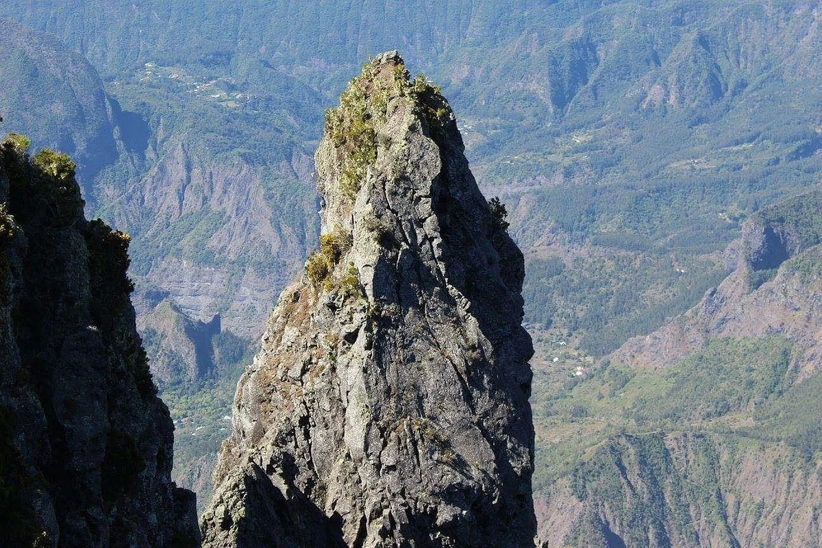 Landschaft von La Réunion während der optimalen Reisezeit