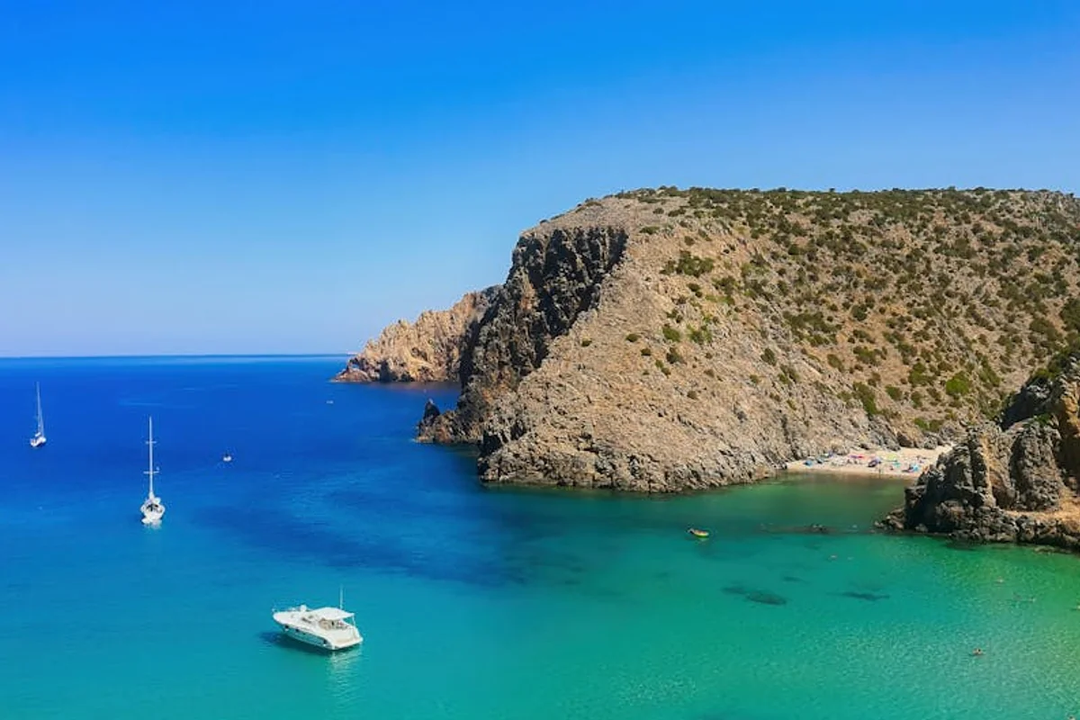 Beste Reisezeit Sardinien - Klimadiagramm und Wetterdaten